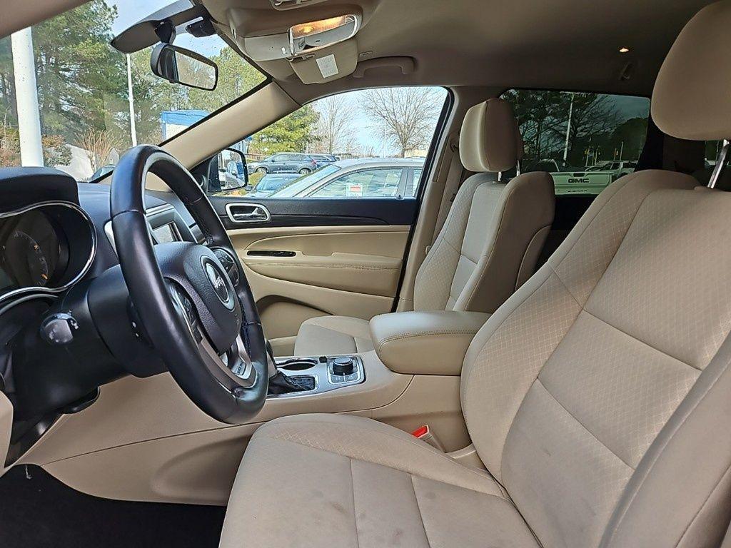 used 2019 Jeep Grand Cherokee car, priced at $16,488