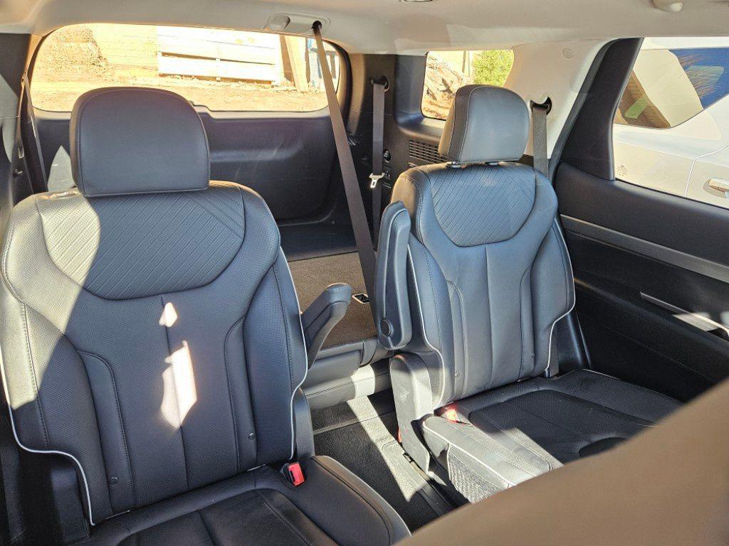 used 2024 Hyundai Palisade car, priced at $36,588