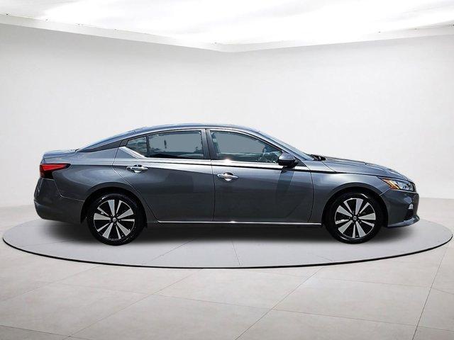 used 2022 Nissan Altima car, priced at $20,777