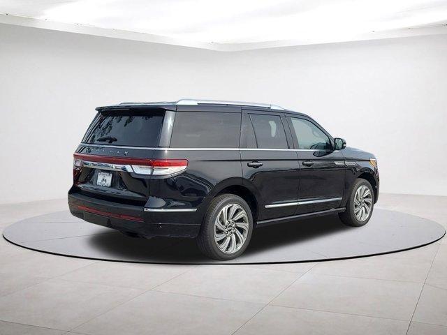 used 2022 Lincoln Navigator car, priced at $58,988