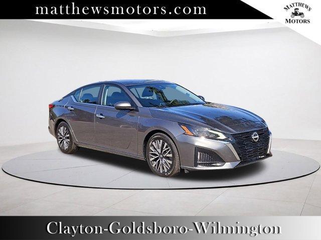 used 2023 Nissan Altima car, priced at $22,988