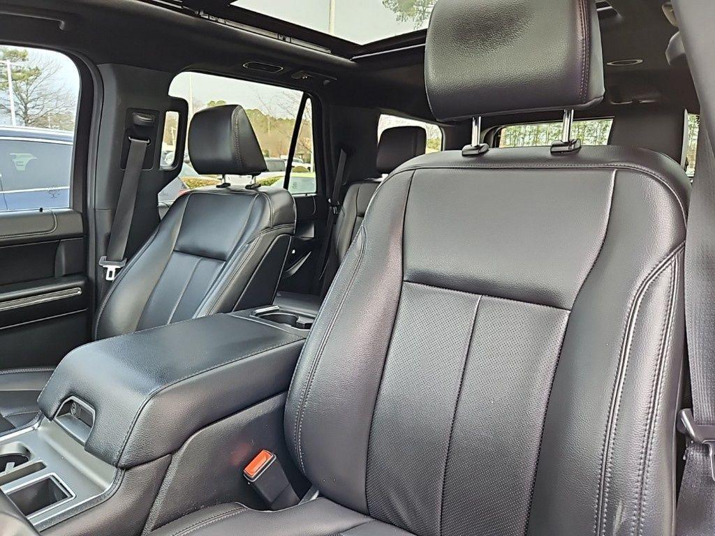 used 2021 Ford Expedition car, priced at $31,988