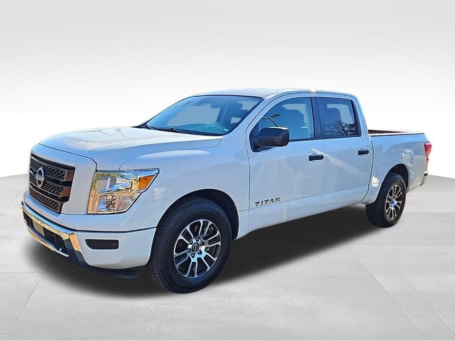 used 2023 Nissan Titan car, priced at $28,988