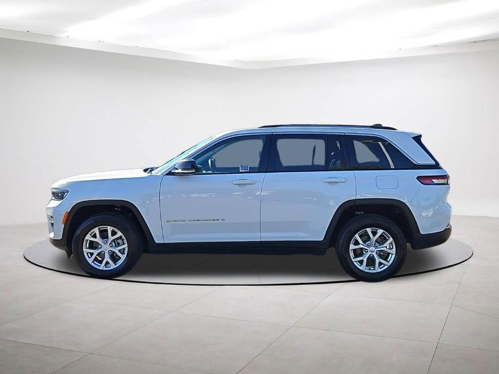 used 2023 Jeep Grand Cherokee car, priced at $31,988