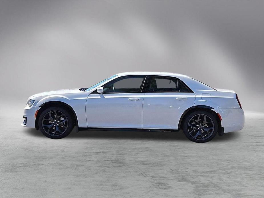 used 2022 Chrysler 300 car, priced at $27,788