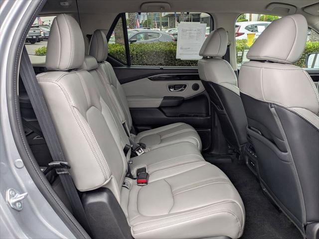 used 2024 Honda Pilot car, priced at $39,647