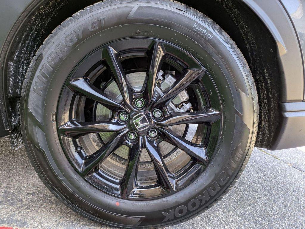 new 2026 Honda CR-V Hybrid car, priced at $40,175