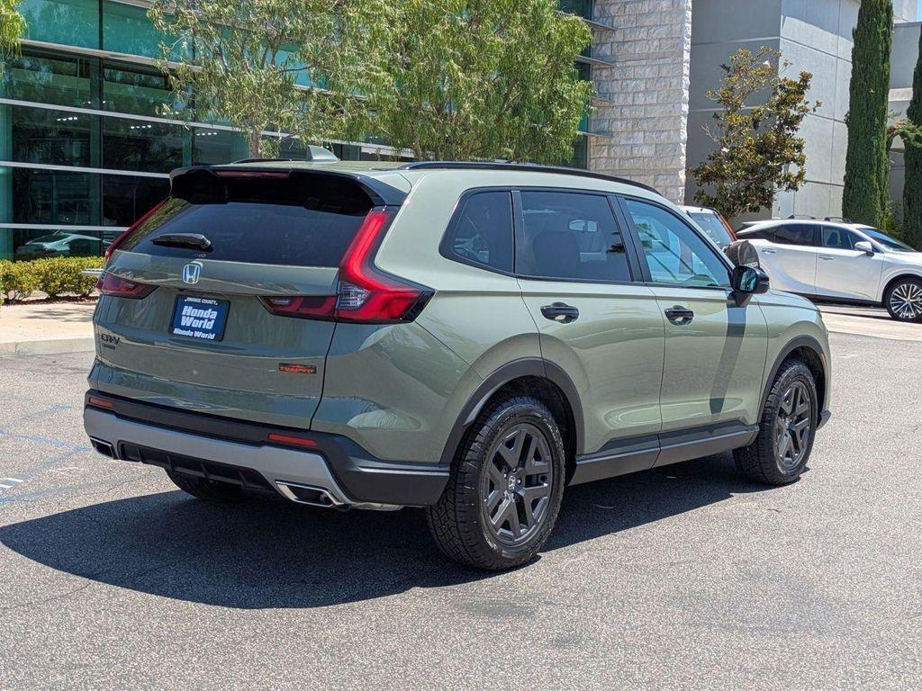 new 2026 Honda CR-V Hybrid car, priced at $40,705
