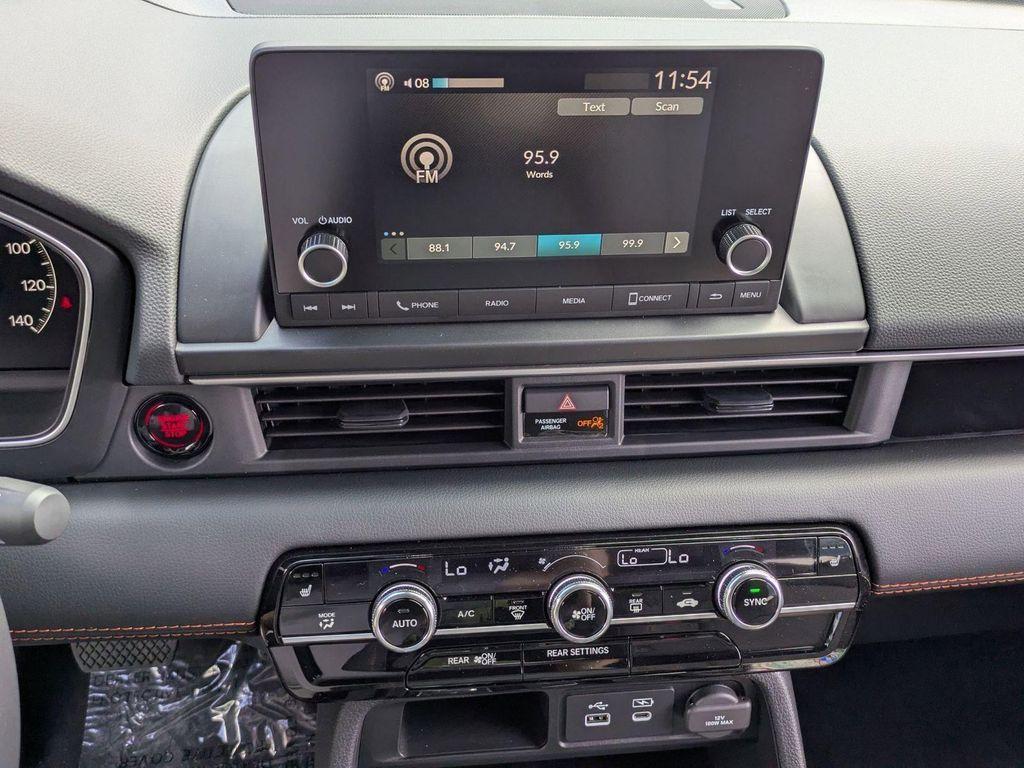 new 2025 Honda Pilot car, priced at $43,795
