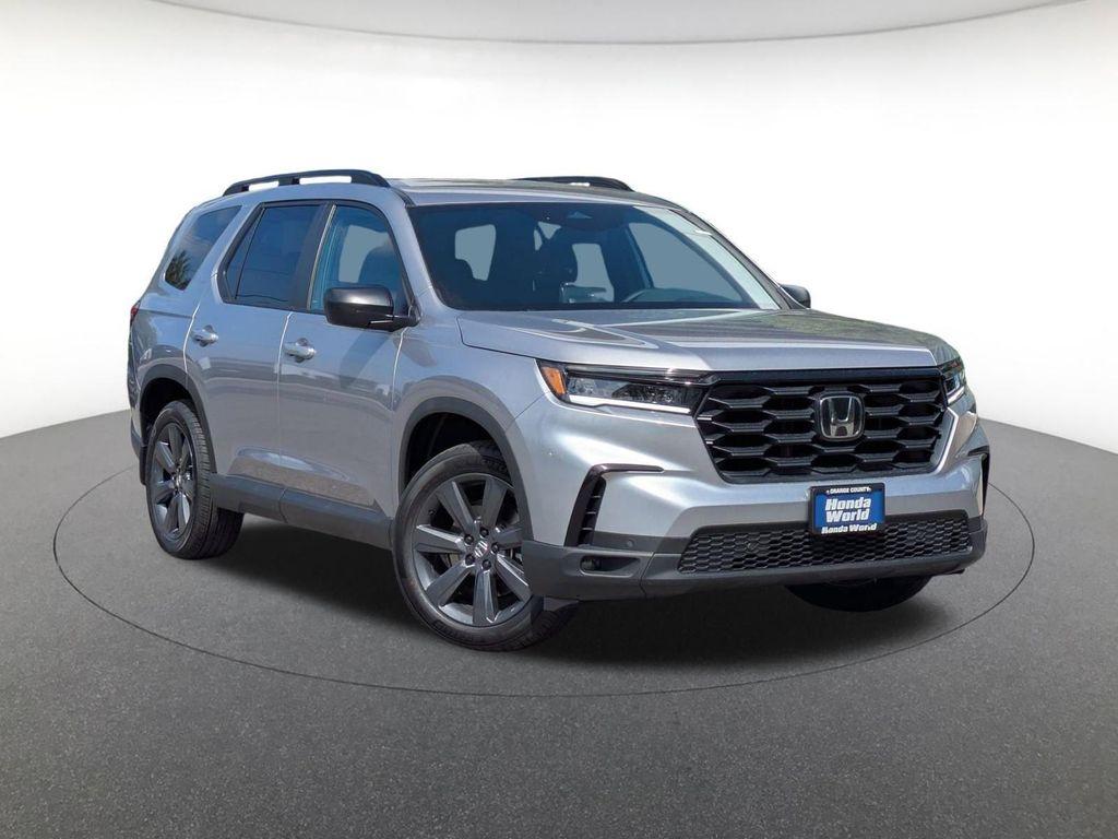 new 2025 Honda Pilot car, priced at $43,795