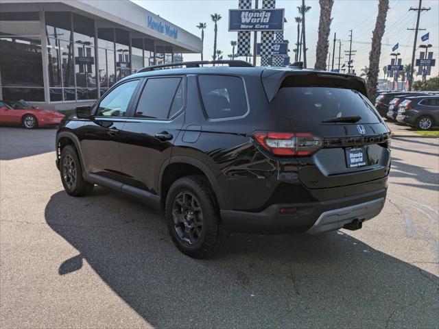 new 2025 Honda Pilot car, priced at $50,850