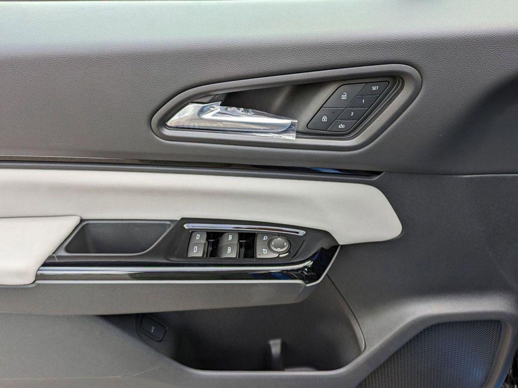 new 2025 Honda Prologue car, priced at $53,605