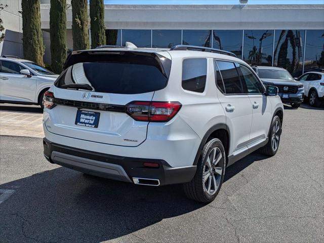 new 2025 Honda Pilot car, priced at $51,505