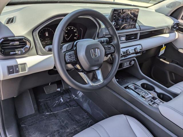 new 2025 Honda Pilot car, priced at $48,950