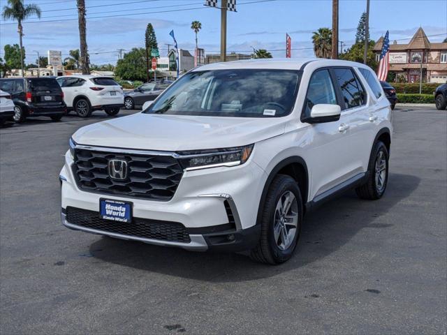 new 2025 Honda Pilot car, priced at $45,350