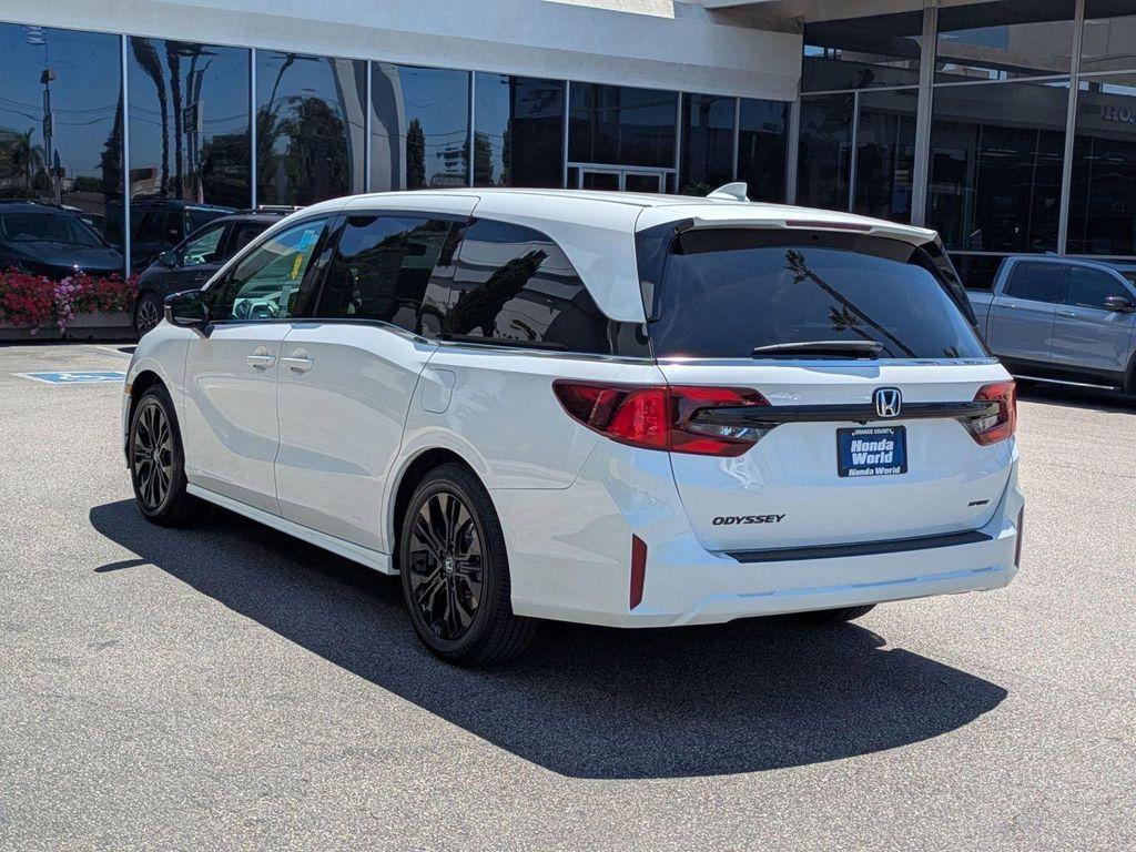 new 2026 Honda Odyssey car, priced at $45,845