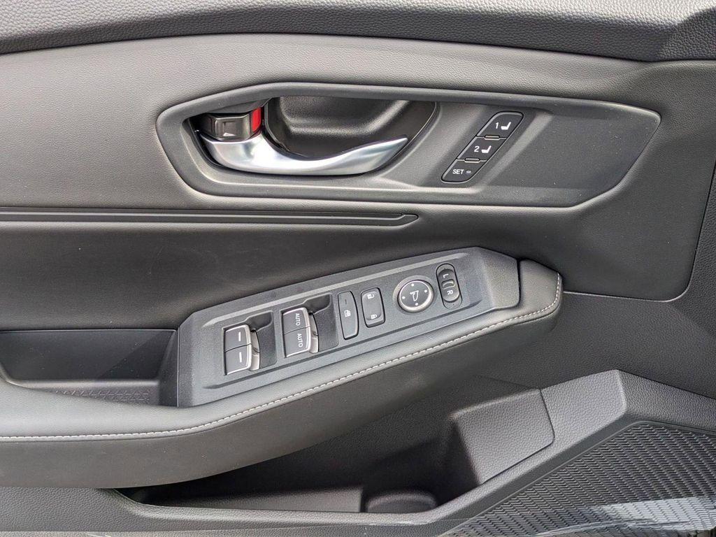 new 2025 Honda Accord Hybrid car, priced at $36,525