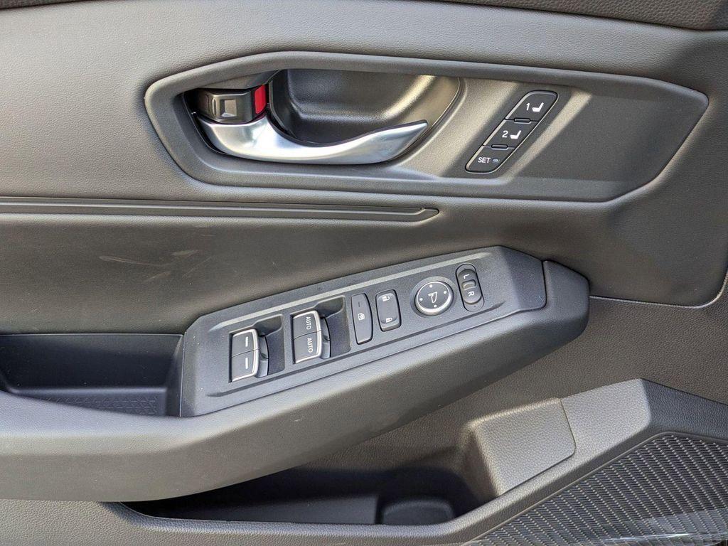new 2025 Honda Accord Hybrid car, priced at $36,590