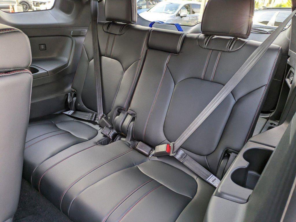 new 2025 Honda Pilot car, priced at $56,530