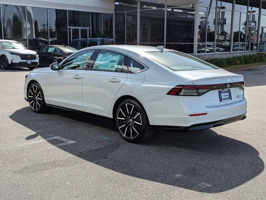 new 2025 Honda Accord Hybrid car, priced at $40,950