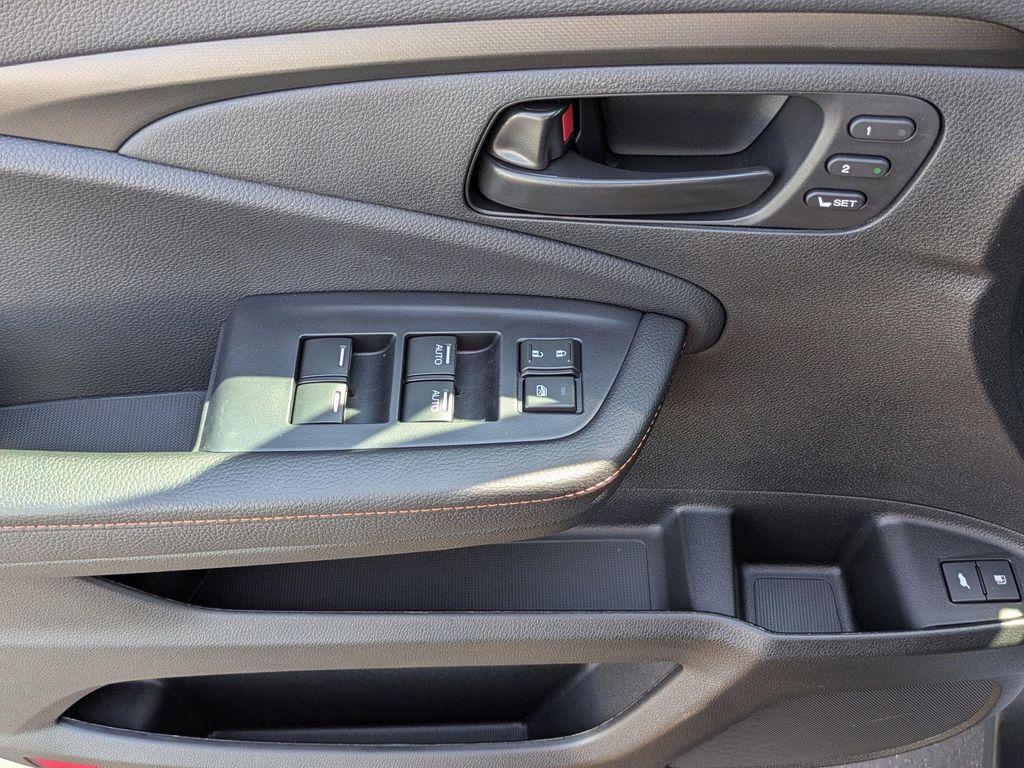 used 2025 Honda Passport car, priced at $41,261
