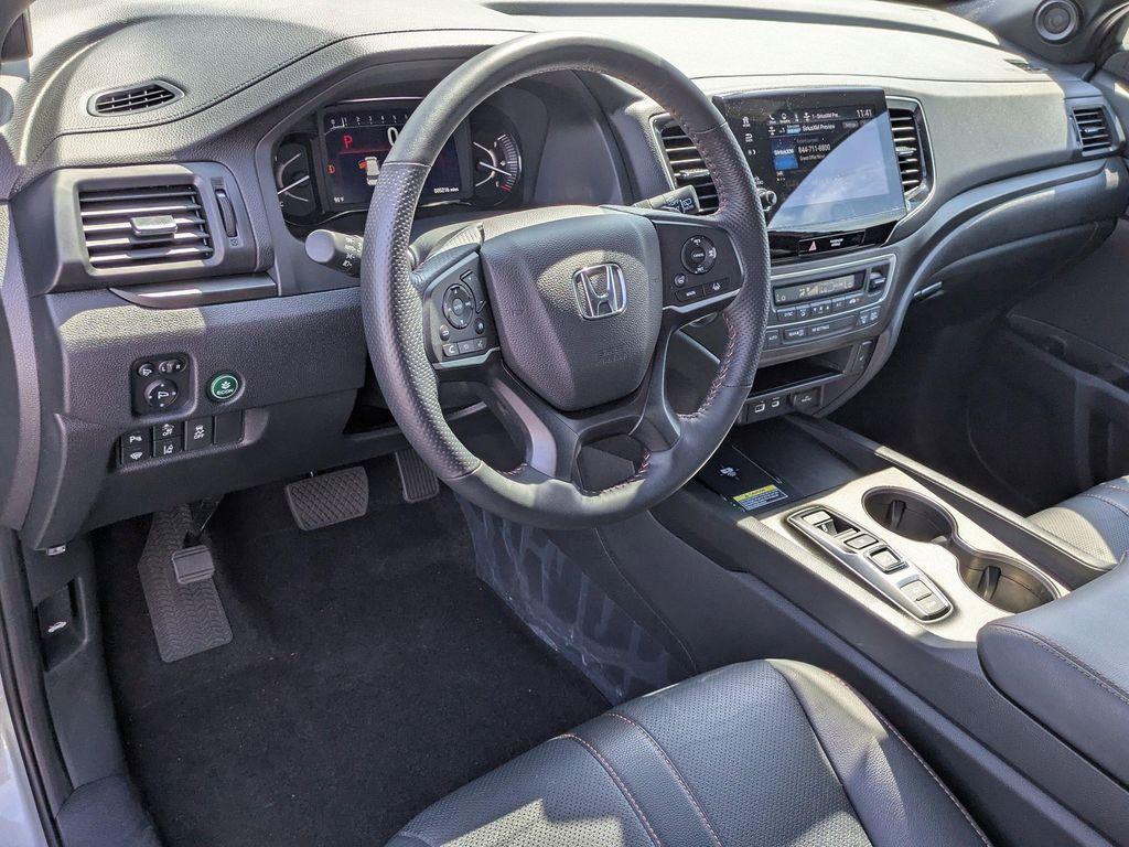 used 2025 Honda Passport car, priced at $41,261