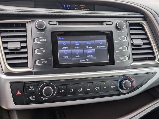 used 2019 Toyota Highlander car, priced at $22,334
