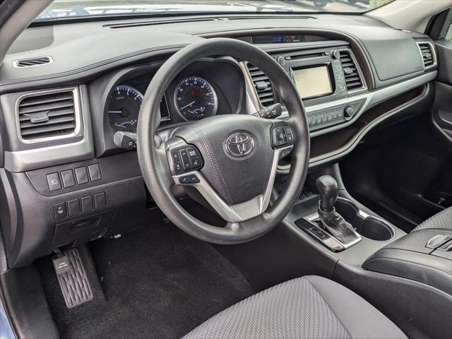 used 2019 Toyota Highlander car, priced at $22,334