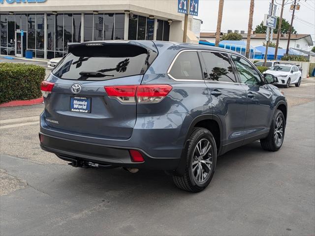 used 2019 Toyota Highlander car, priced at $22,334