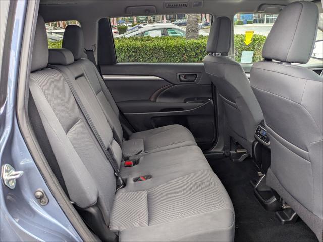 used 2019 Toyota Highlander car, priced at $22,334