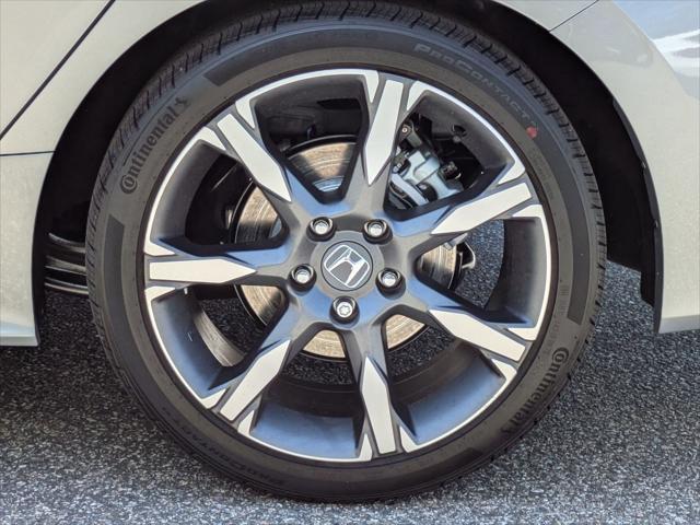 new 2025 Honda Civic Hybrid car, priced at $33,100