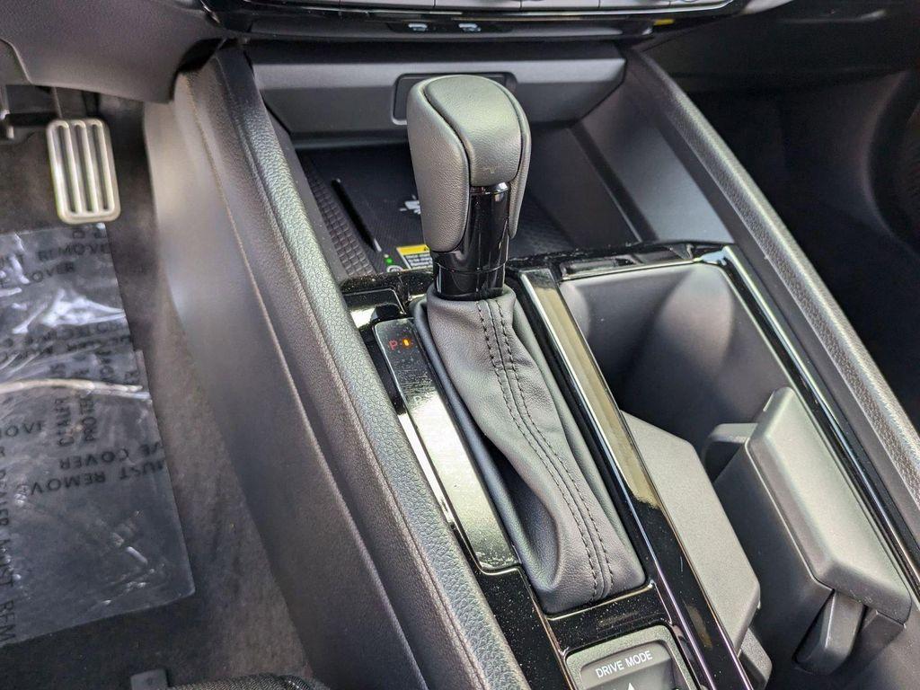new 2025 Honda Accord Hybrid car, priced at $35,260