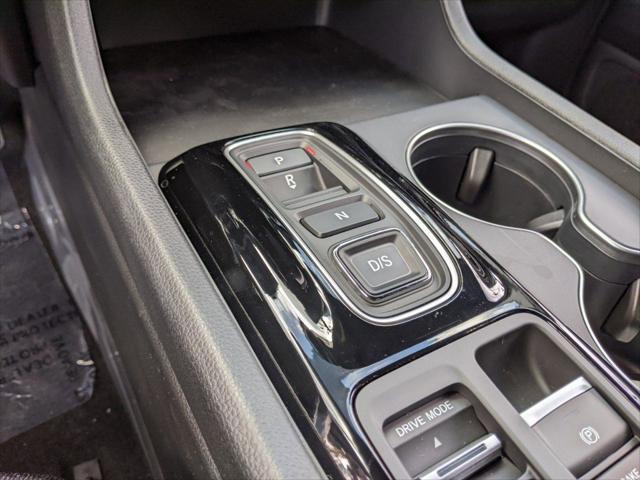 new 2025 Honda Pilot car, priced at $44,205