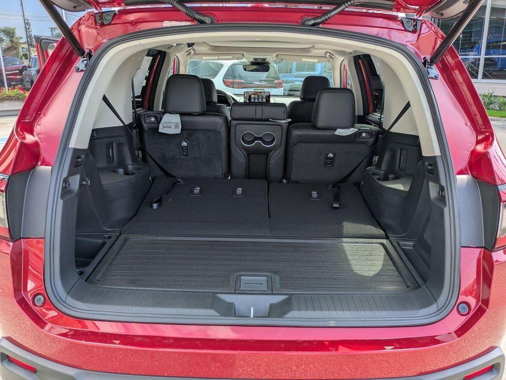 new 2025 Honda Pilot car, priced at $51,550