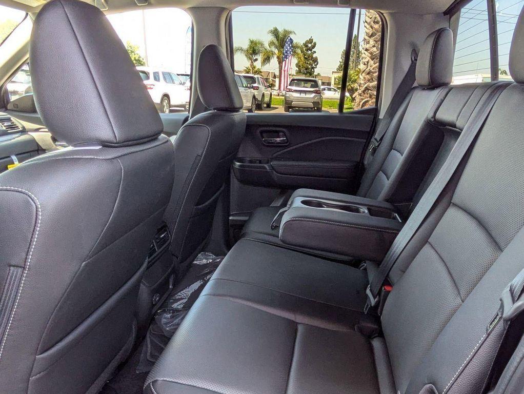 new 2025 Honda Ridgeline car, priced at $45,135