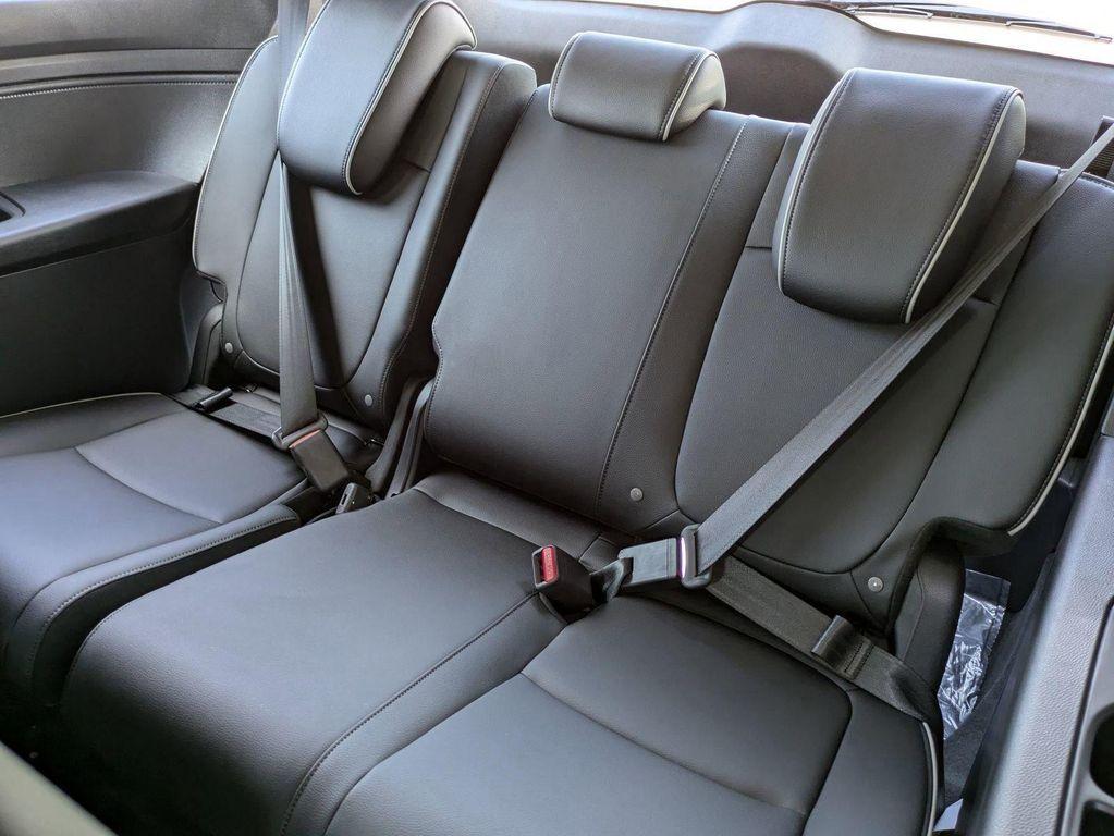 new 2026 Honda Odyssey car, priced at $49,445