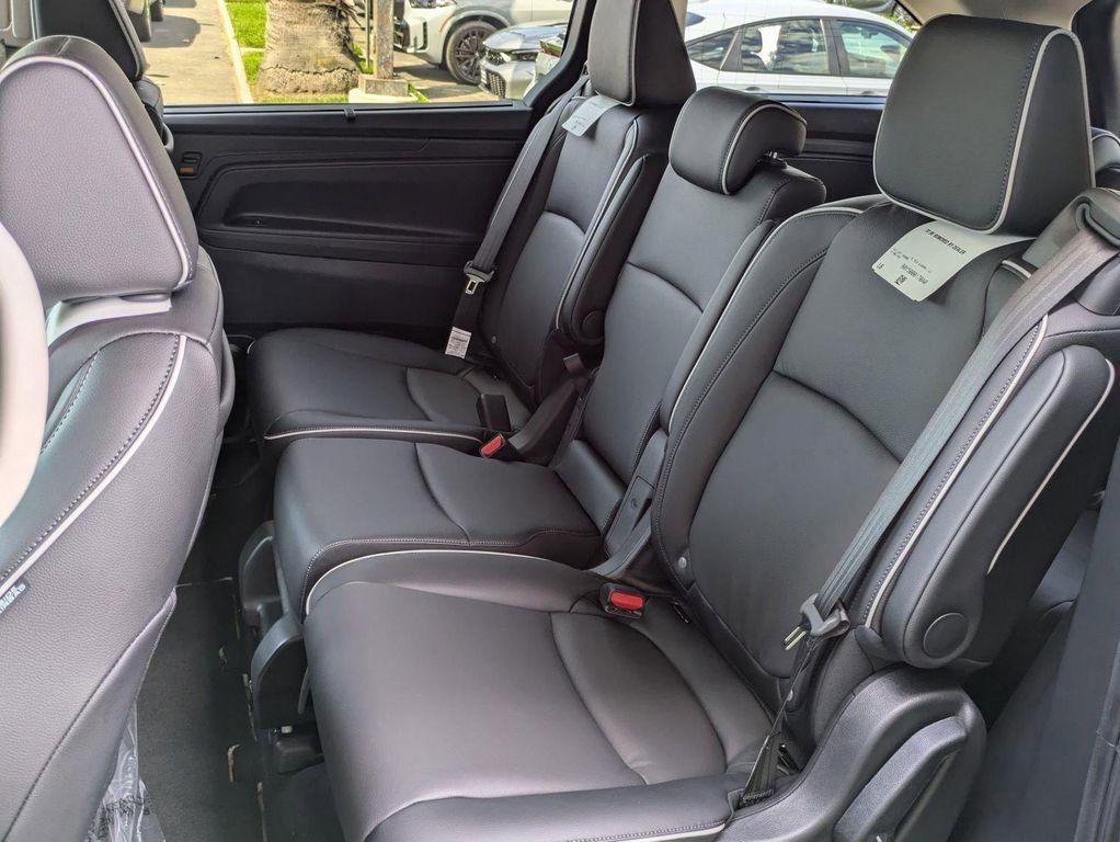 new 2026 Honda Odyssey car, priced at $49,445