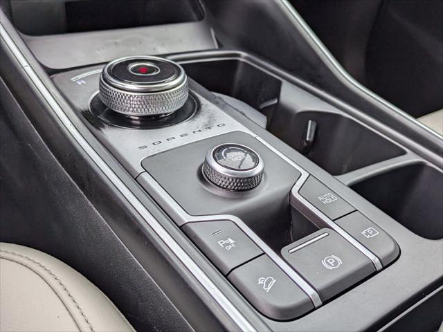 used 2021 Kia Sorento Hybrid car, priced at $22,880