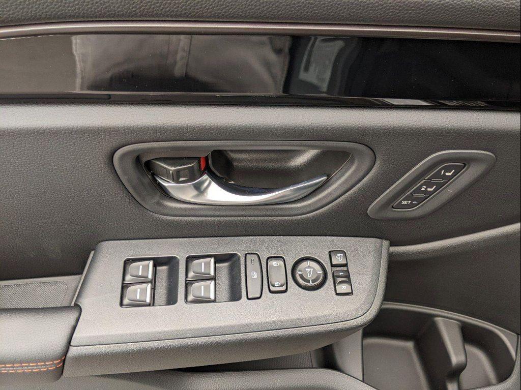 new 2025 Honda Pilot car, priced at $51,350