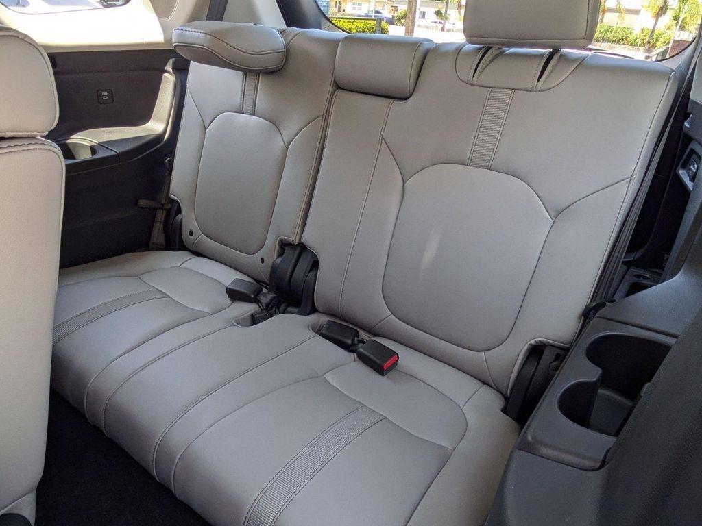 new 2025 Honda Pilot car, priced at $52,950