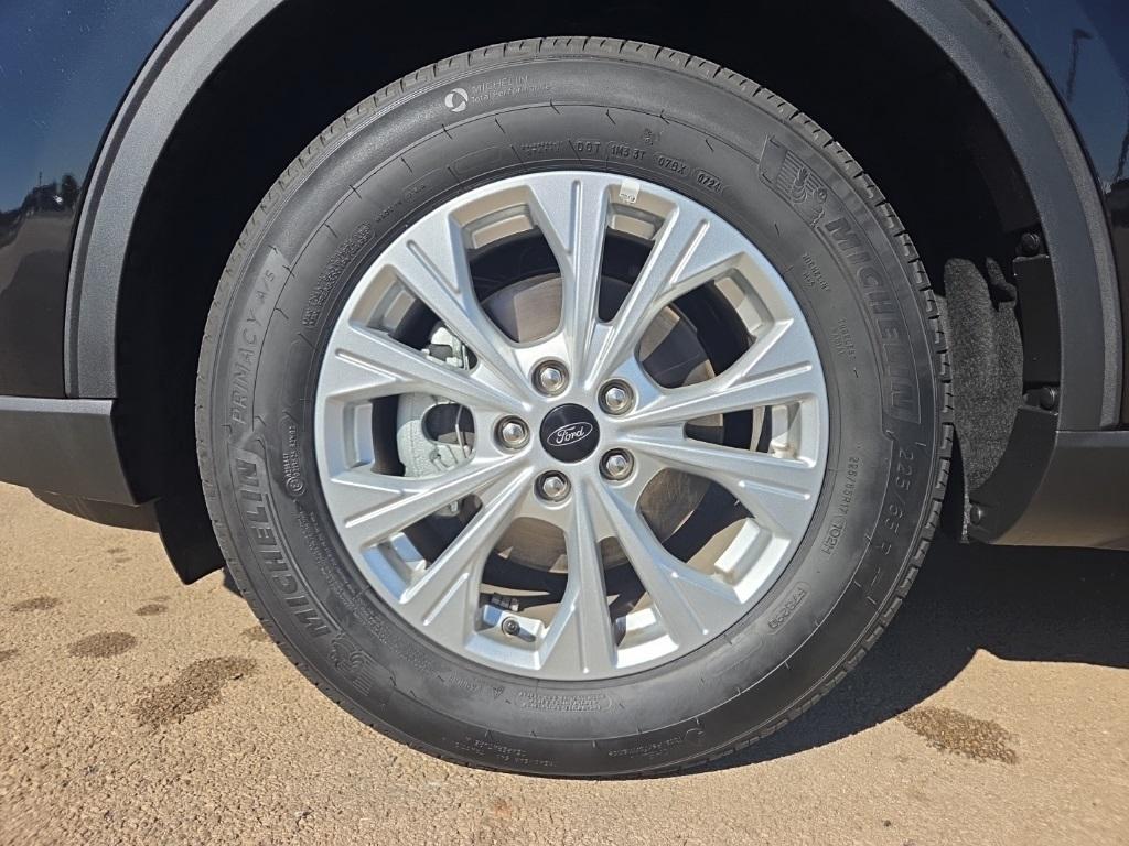 used 2024 Ford Escape car, priced at $22,885