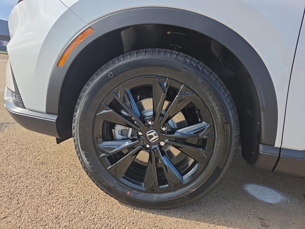 new 2026 Honda CR-V Hybrid car, priced at $41,489