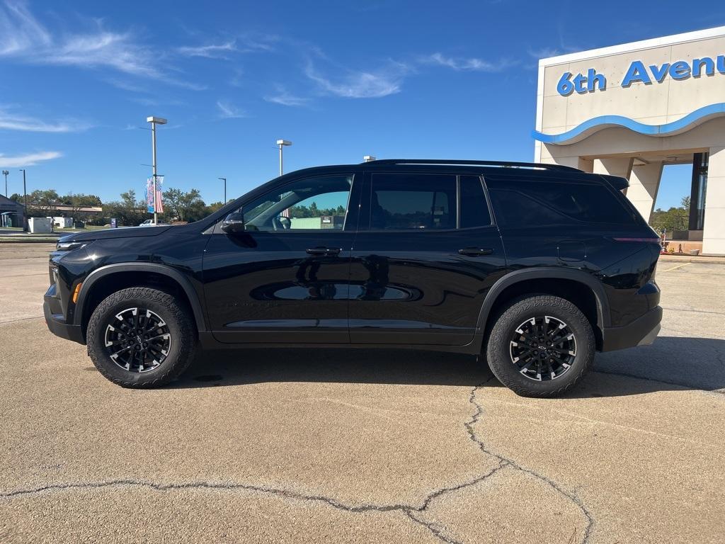used 2025 Chevrolet Traverse car, priced at $48,298