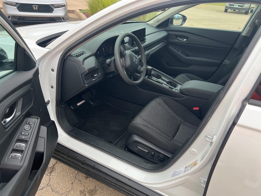 new 2025 Honda Accord car, priced at $30,906