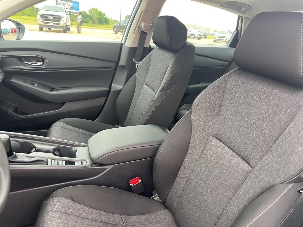 new 2025 Honda Accord car, priced at $30,906