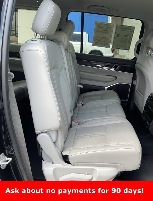 used 2022 Jeep Wagoneer car, priced at $37,777