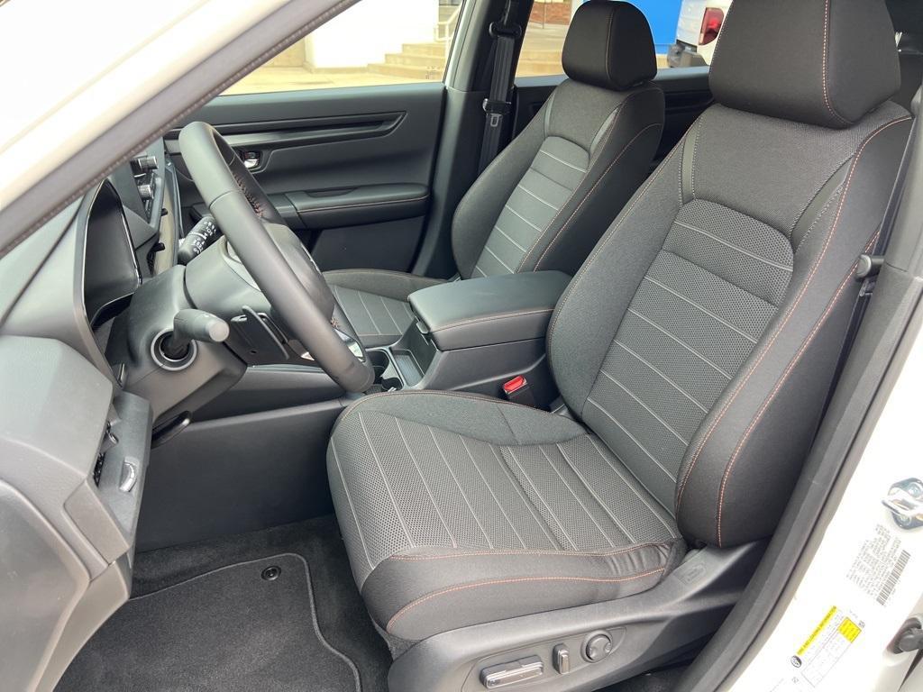 new 2025 Honda CR-V Hybrid car, priced at $36,478