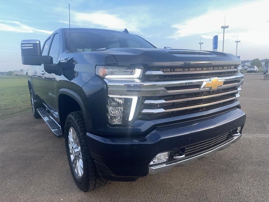 used 2022 Chevrolet Silverado 2500 car, priced at $59,391