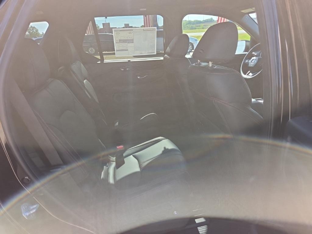 new 2025 Honda Pilot car, priced at $48,032