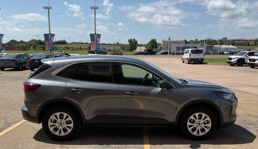 used 2024 Ford Escape car, priced at $23,998